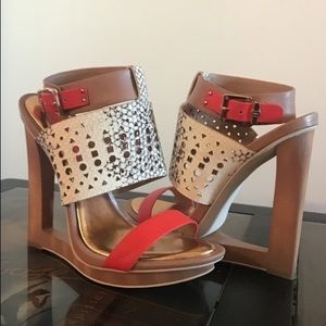 BCBG Wedges